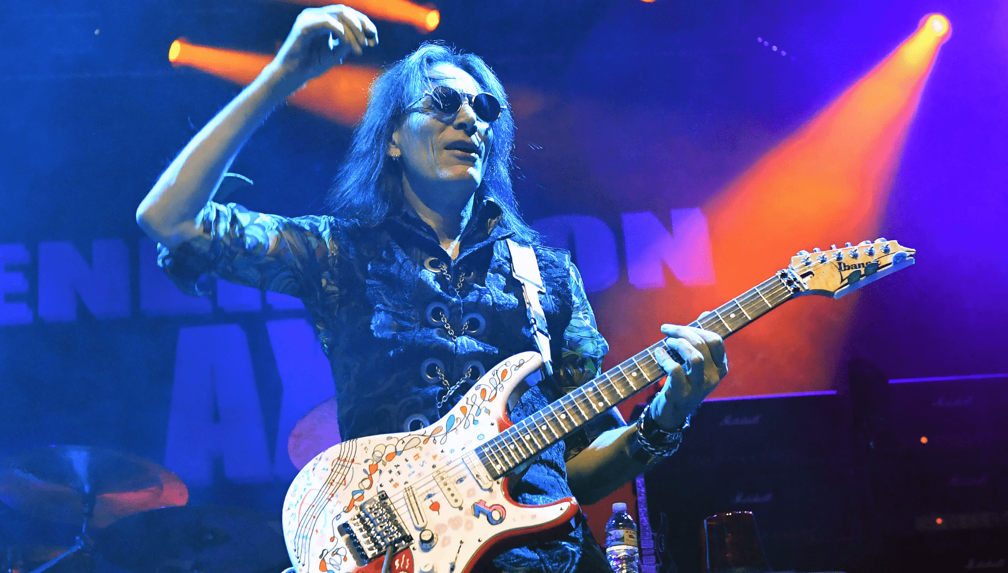 play steve vai