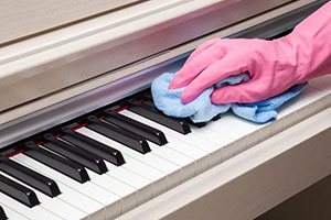 چگونه پیانو را تمیز کنیم
