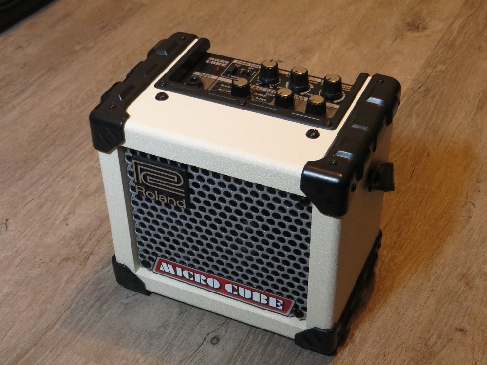 آمپلی فایر Roland Micro Cube Gx