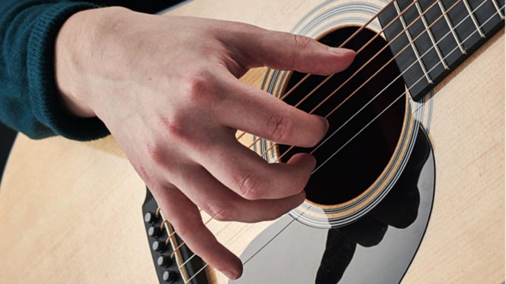 کاربرد گیتار زدن با انگشت بدون پیک