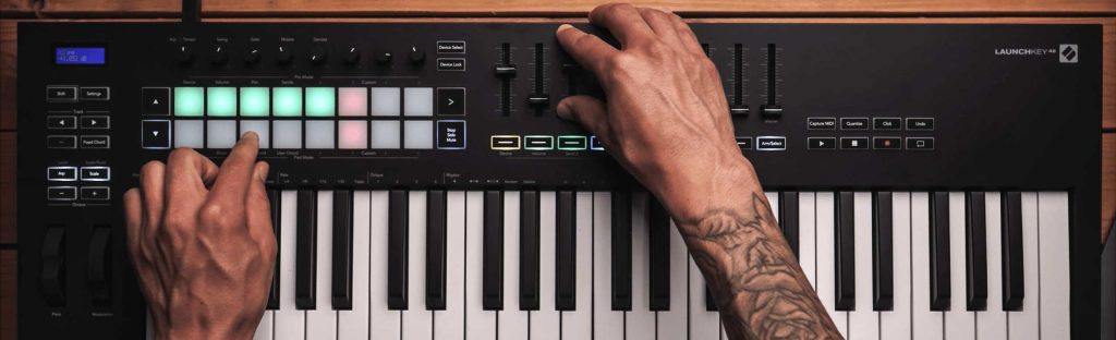 بهترین میدی کیبوردها برای نرم افزار اف ال استودیو Novation Launchkey 49 MK3