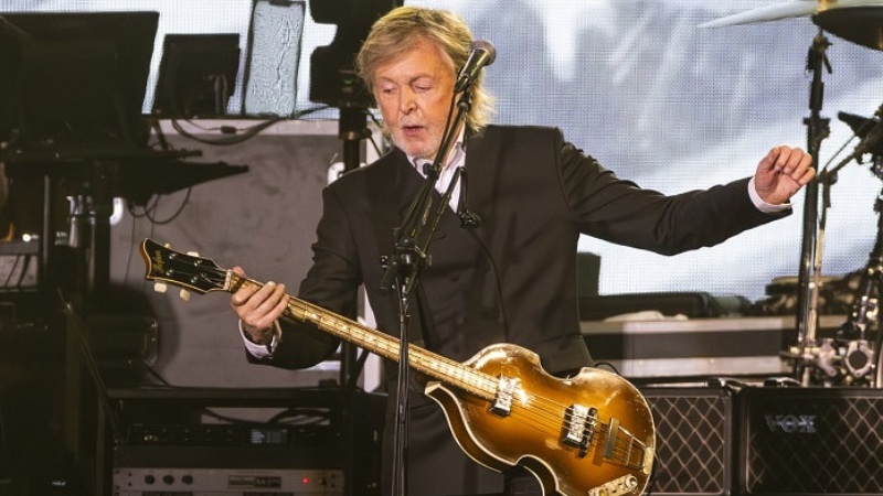 Paul McCartney یکی از بهترین بیسیست های موسیقی راک