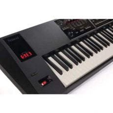 Roland FA08 | ورک استیشن رولند