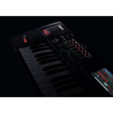 Roland FA06 | ورک استیشن رولند