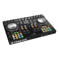 Native Instruments Traktor Kontrol S4 MKII