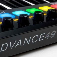 Akai Advance 49