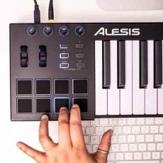 Alesis V25