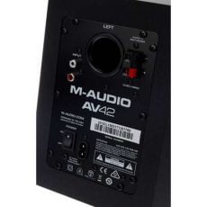 M-Audio AV42