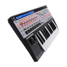 Novation 25 SL MKII