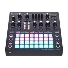 سینتی سایزر نویشن Novation Circuit Mono Station