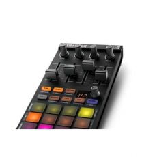 Native Instruments Traktor Kontrol F1