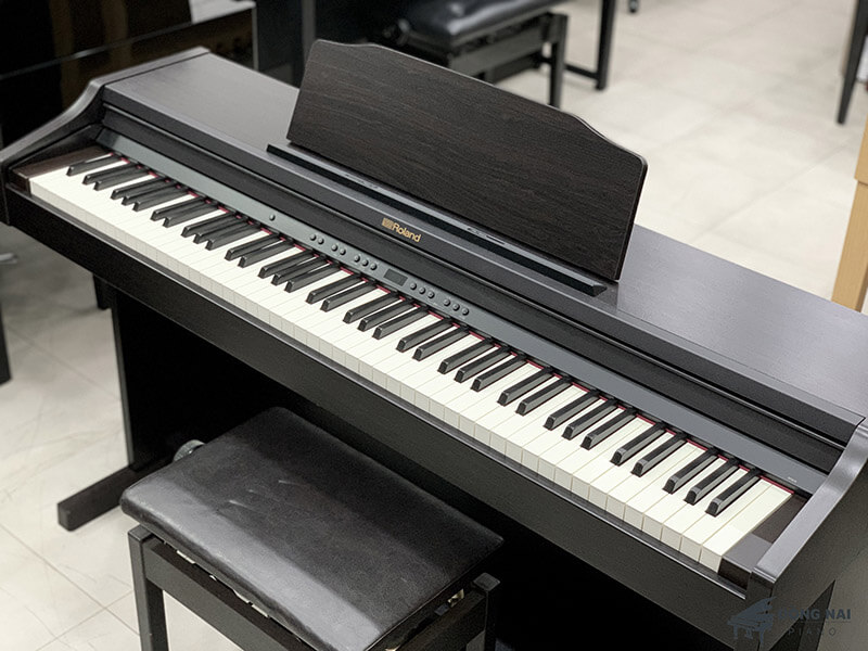 قابلیت های پیانو رولند Roland RP 501
