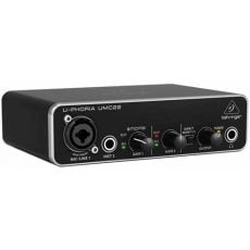 Behringer U-Phoria UMC22