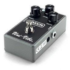 افکت MXR M68 Uni-Vibe Chorus / Vibrato