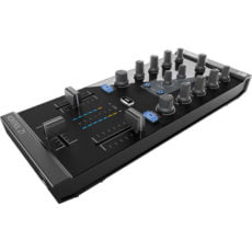 Native Instruments Traktor Kontrol Z1