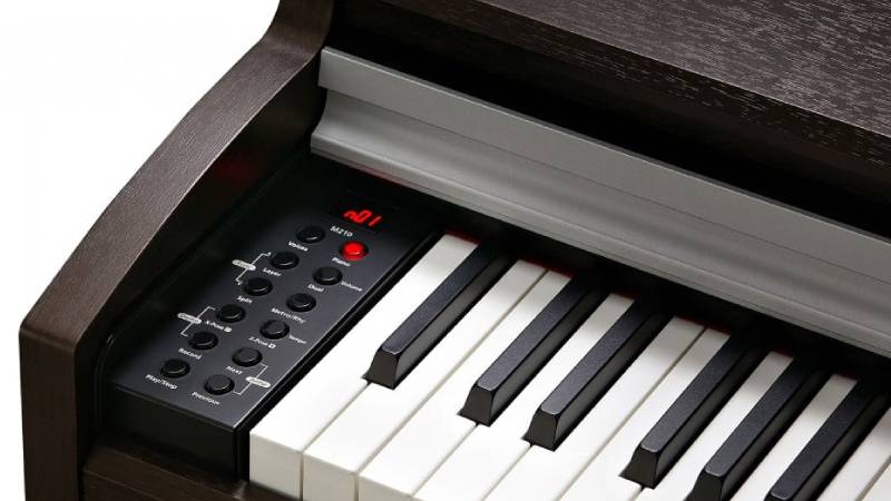 پیانو دیجیتال M210