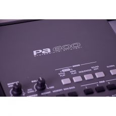 Korg Pa600 QT دست دوم