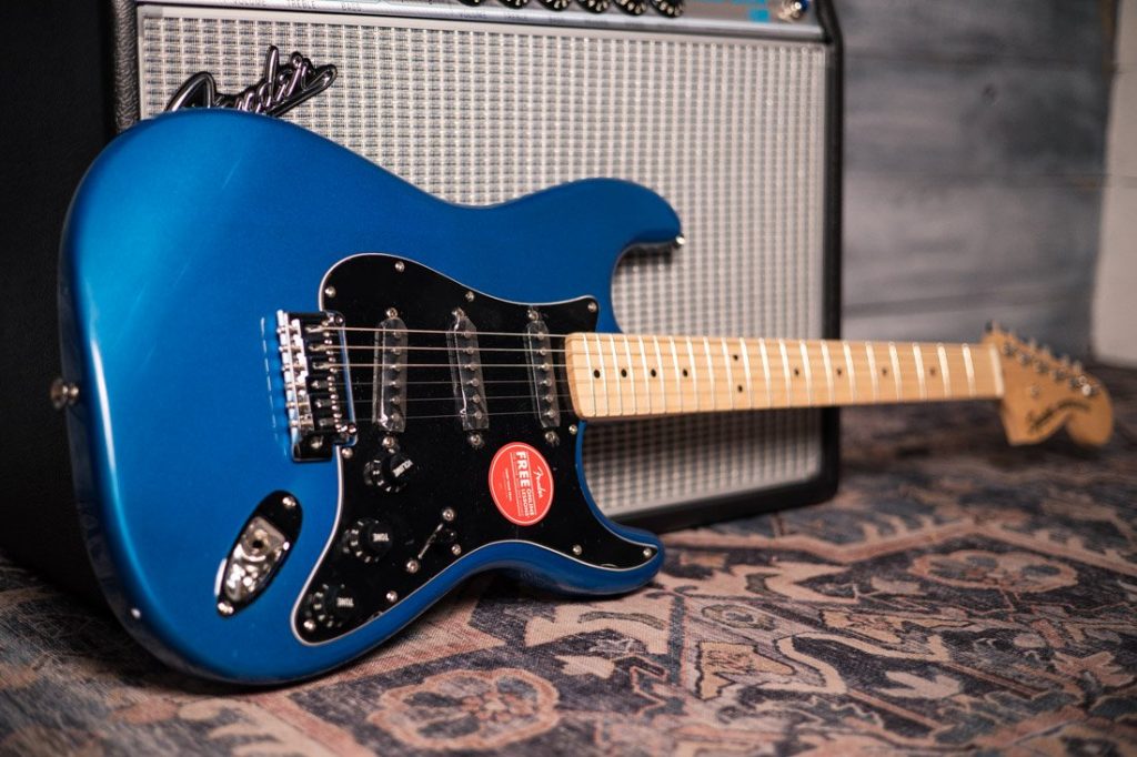 squier_affinity_stratocaster_lake_placid_blue_haggertys_22