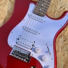 ARIA PRO II STG 004 - CANDY APPLE RED