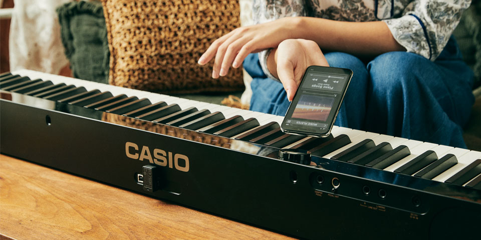 یکی از بهترین گزینه ها در بین پیانو های پرتابل مدل Casio PX-S1100