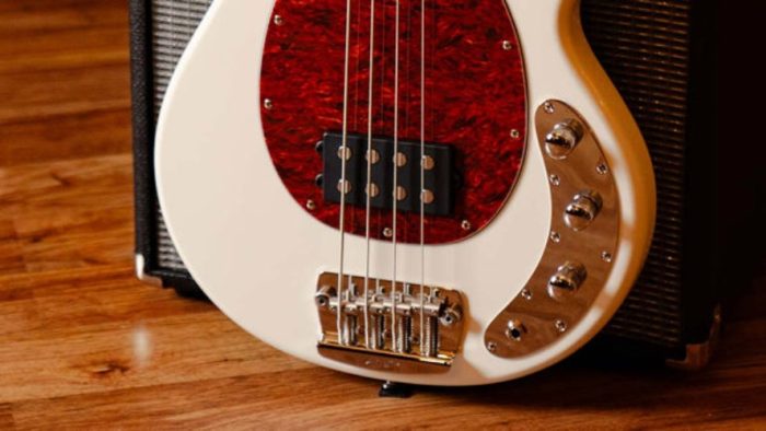 Music Man Sterling Stingray Classic Ray Ca Olympic White