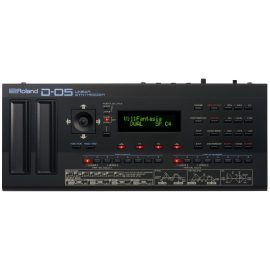 Roland-D-05-Front