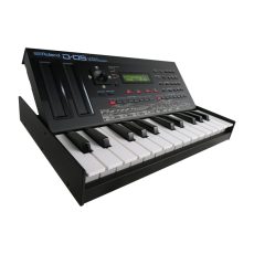 Roland D-05