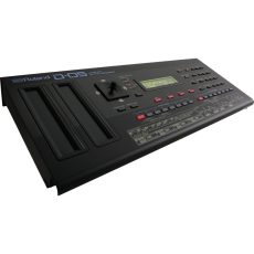 Roland D-05