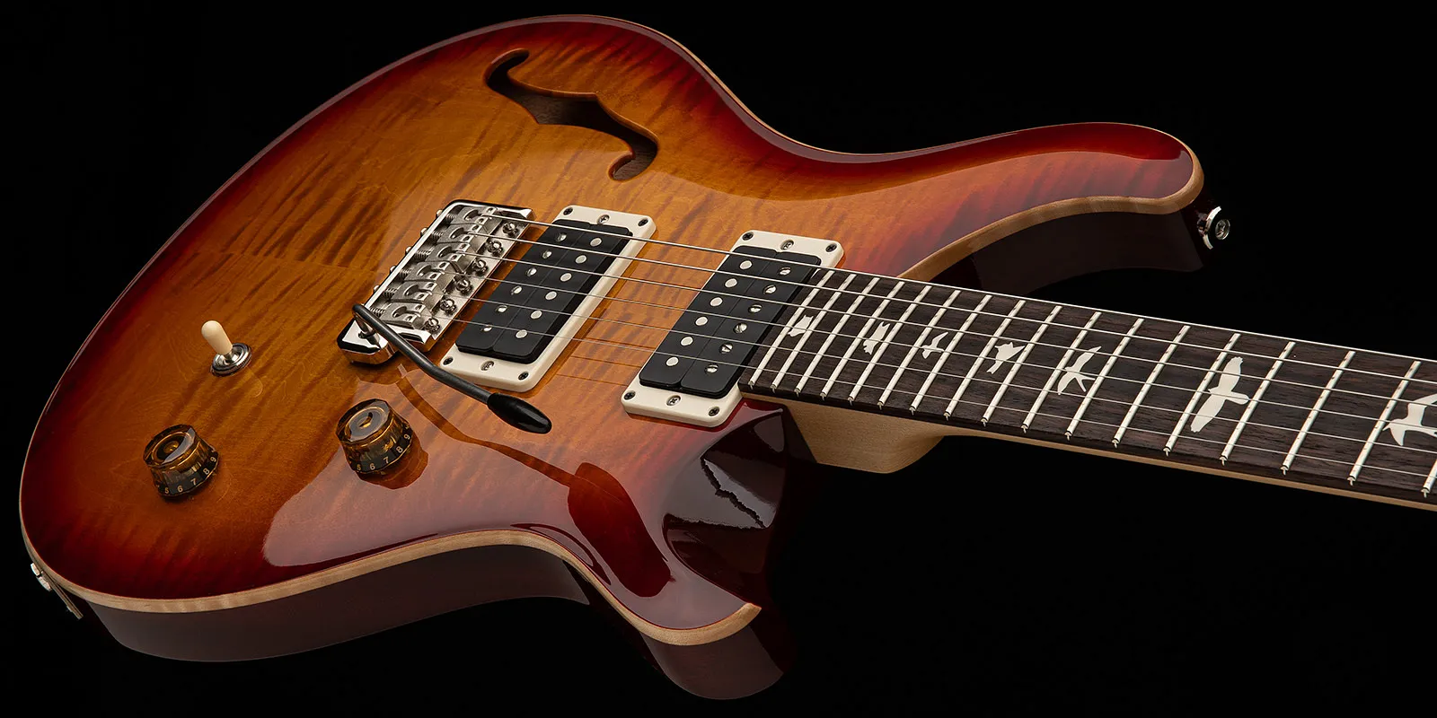 توضیحات کلی گیتار PRS CE 24 Semi-HollowKW - Black Amber