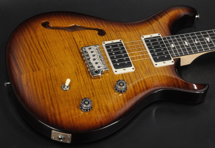 prs-ce-24-semi-hollow-black-amber-گیتار