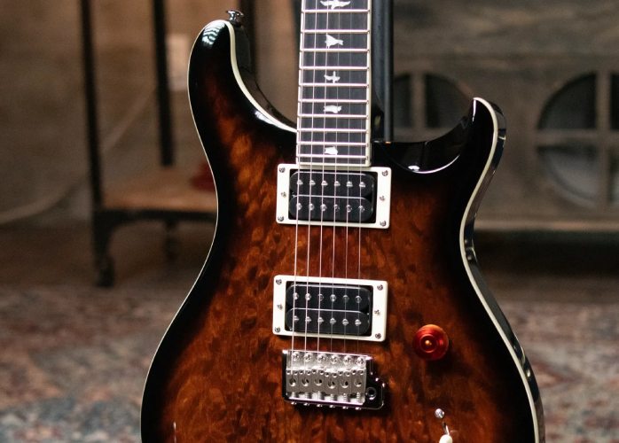 prs-se-custom-24-quilted-black-gold-sunburst-ساز