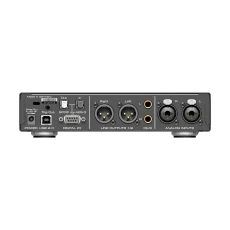 RME ADI 2/4 Pro SE