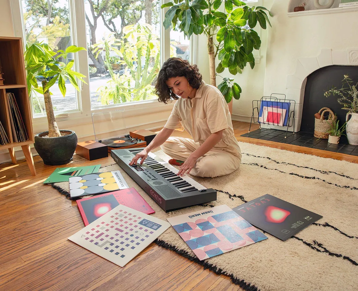 یک کیبورد جمع و جور با امکانات بسیار